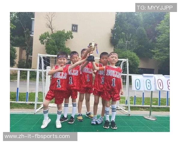 深圳小球星足球培养计划助力青少年体育发展与足球梦想腾飞 深圳小球星足球培养计划助力青少年体育发展与足球梦想腾飞